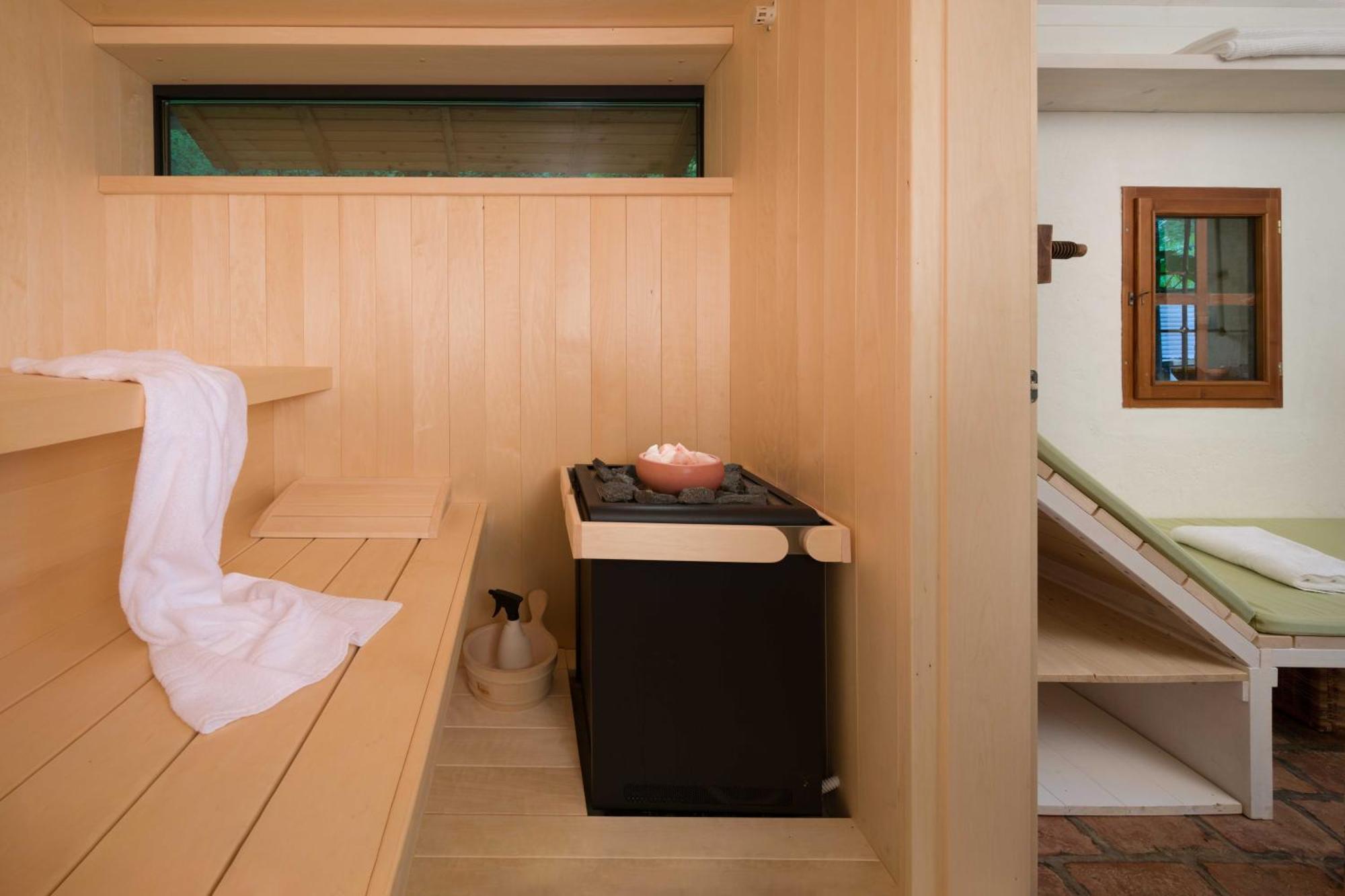 Villa Artes With Free Hot Tub & Sauna Branik Buitenkant foto